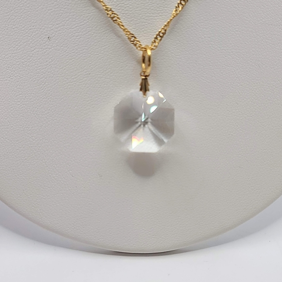 NEW Gold Diamond Cut Crystal Necklace 18" - Picture 7 of 8